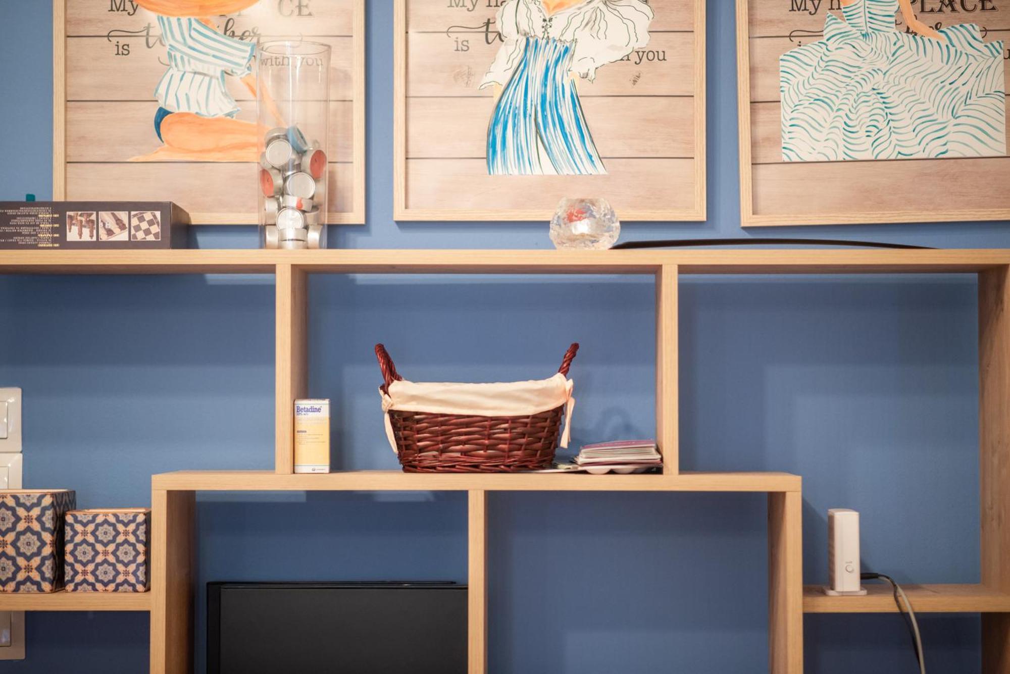 Urban Comfort Apt Near Downtown Атина Екстериор снимка